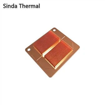 Mali hladnjak sa bakrenim rebrima